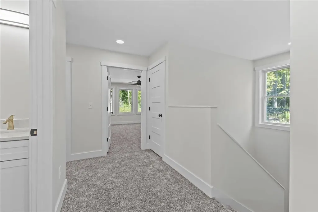 91 Ernest Way Hinesburg VT 05461