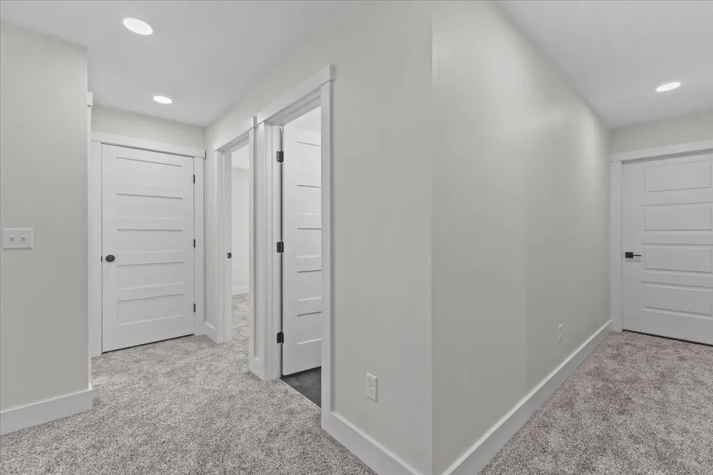 91 Ernest Way Hinesburg VT 05461