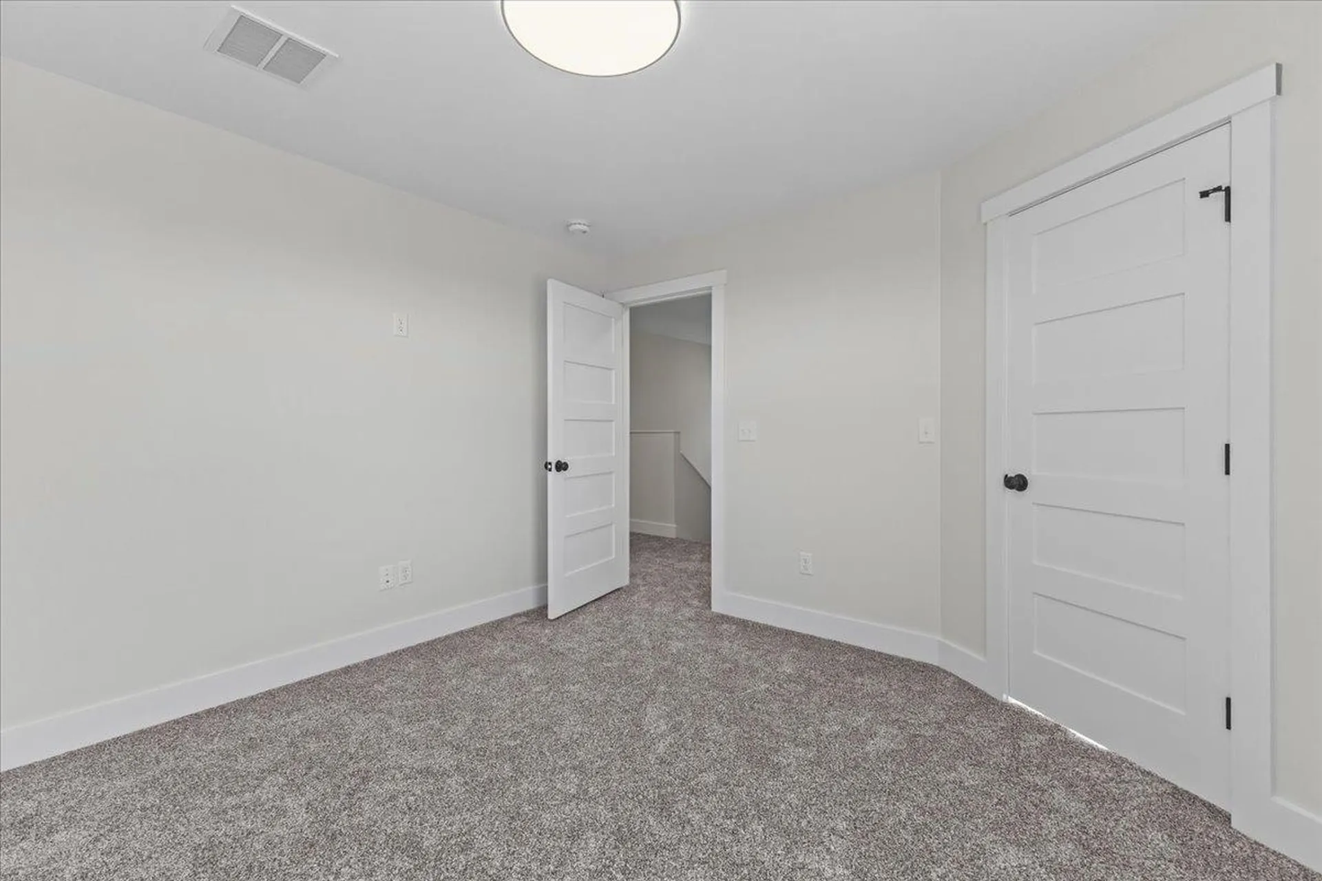 91 Ernest Way Hinesburg VT 05461