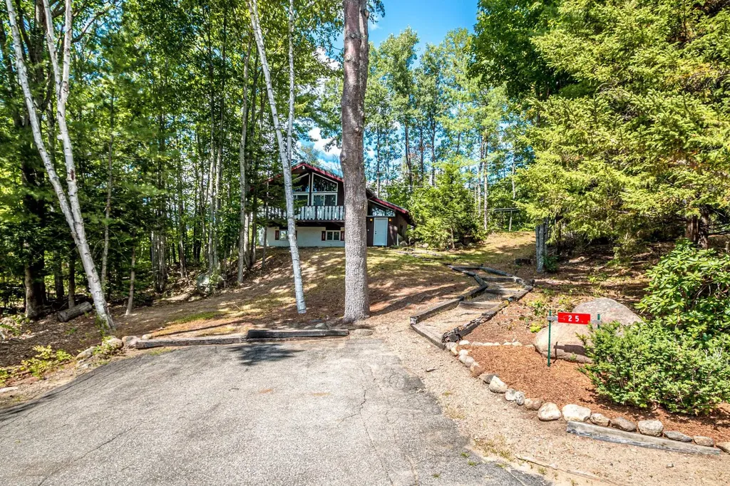 25 Linderhof Strauss Road Bartlett NH 03812