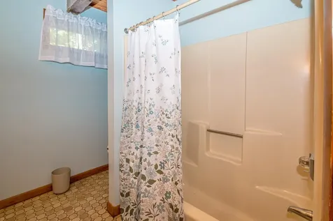 25 Linderhof Strauss Road Bartlett NH 03812