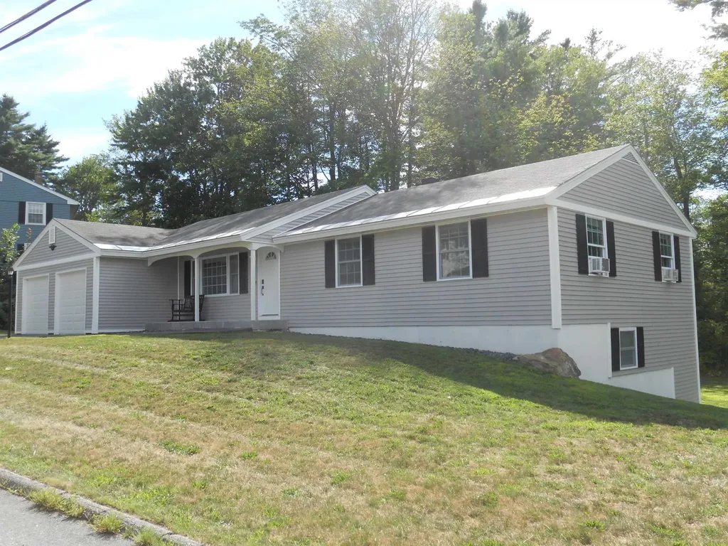 75 Durham Avenue Claremont NH 03743