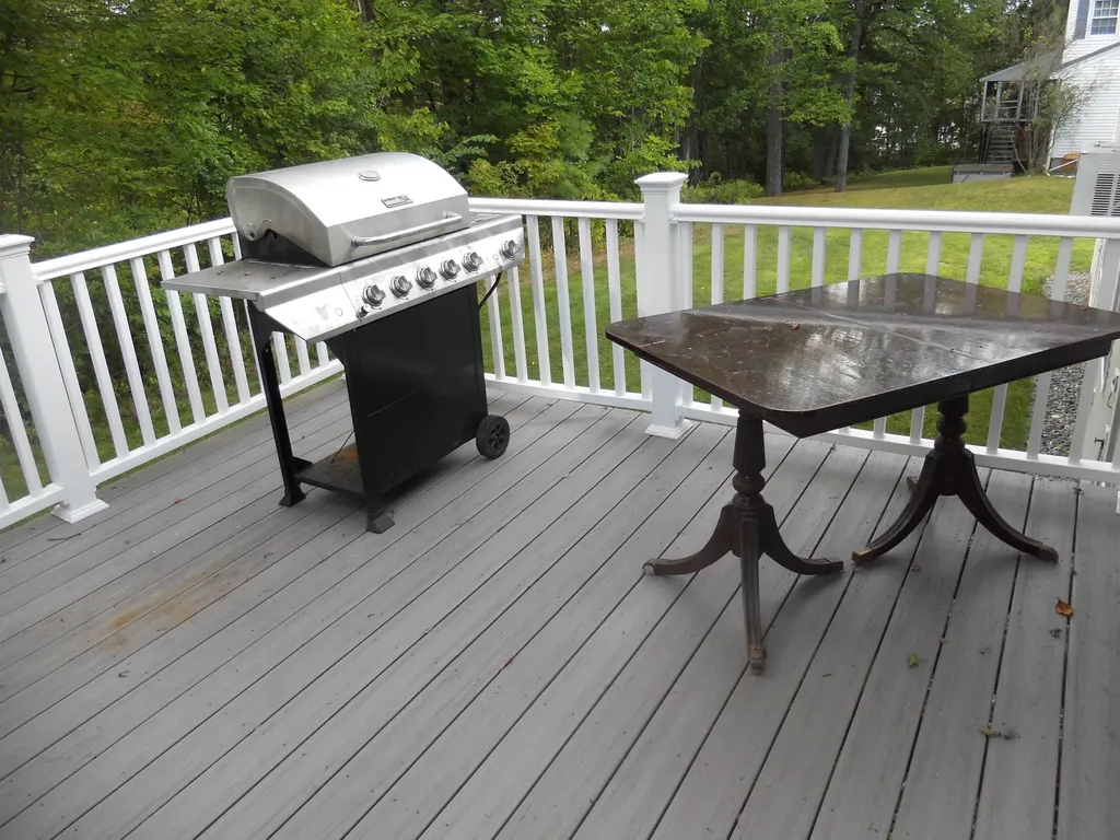 75 Durham Avenue Claremont NH 03743
