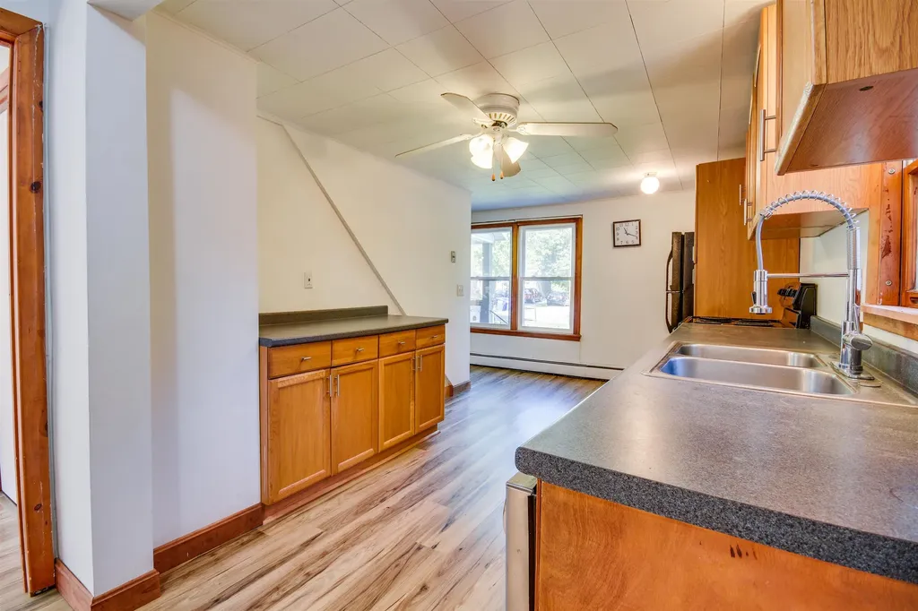 133 White Street South Burlington VT 05403