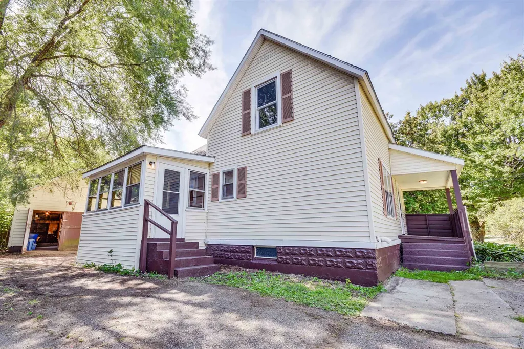 133 White Street South Burlington VT 05403