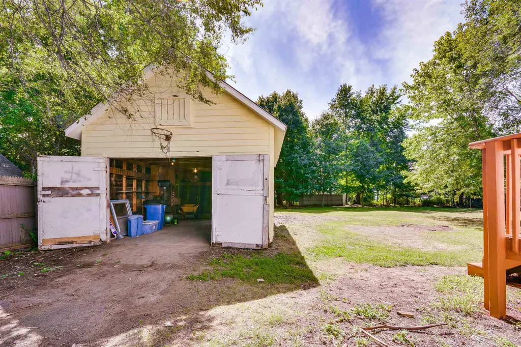 133 White Street South Burlington VT 05403