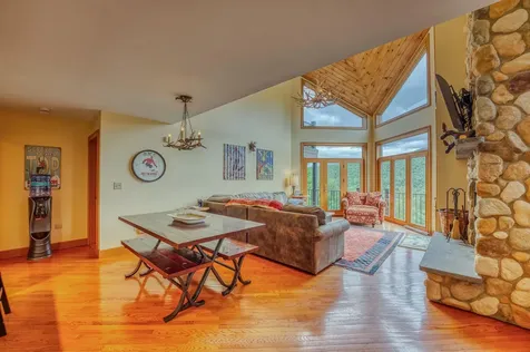 305 Crawford Ridge Road Carroll NH 03575