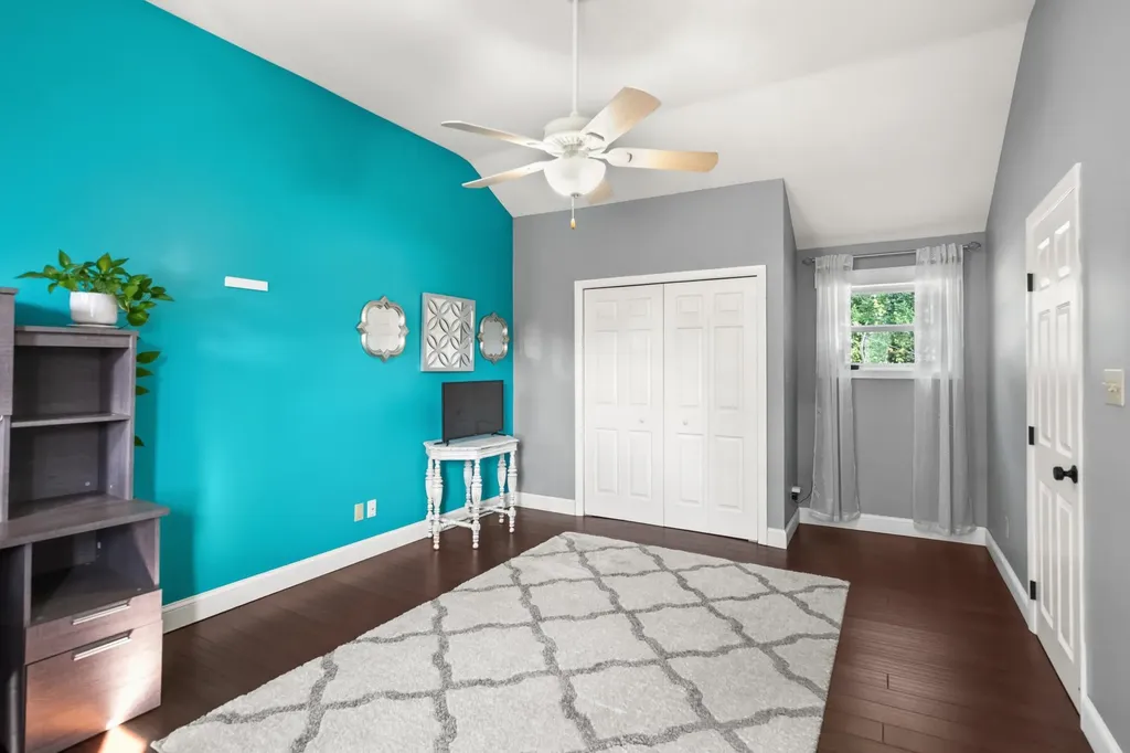 129 Hackett Hill Road Hooksett NH 03106