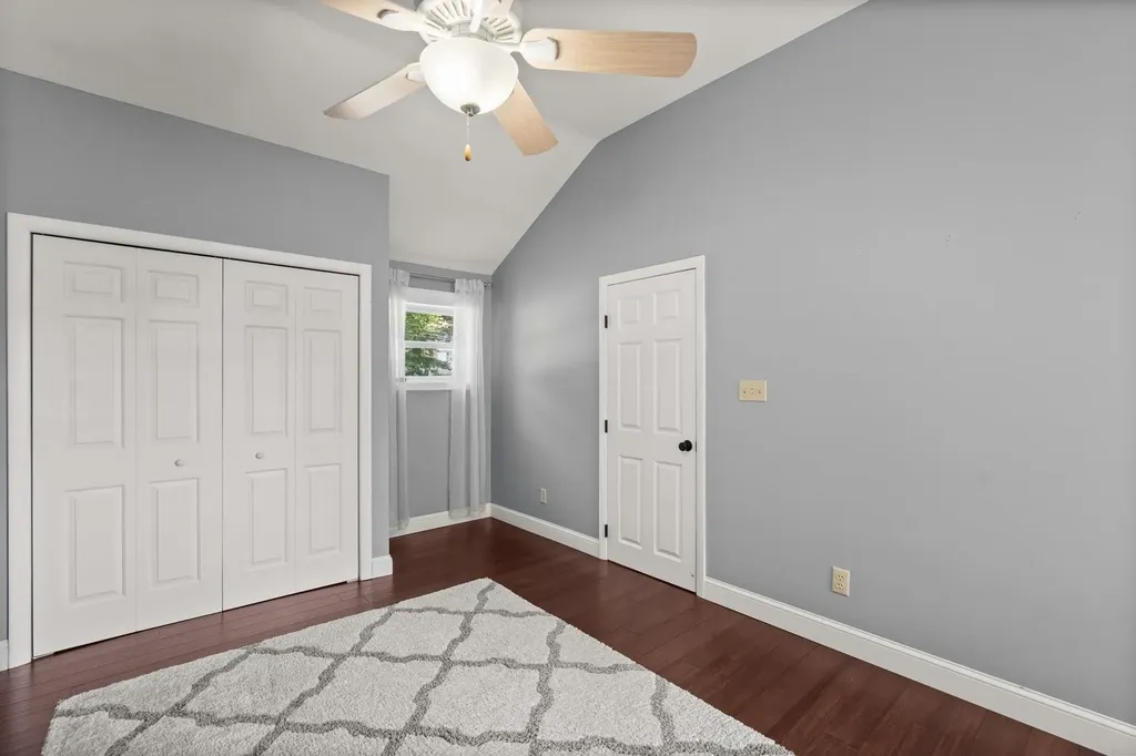 129 Hackett Hill Road Hooksett NH 03106