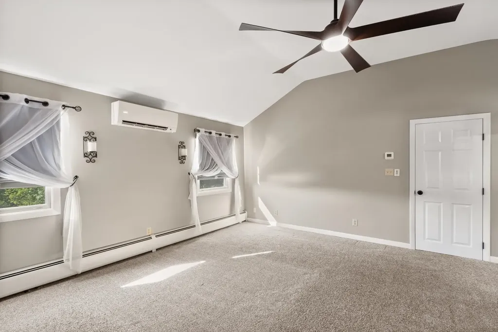 129 Hackett Hill Road Hooksett NH 03106
