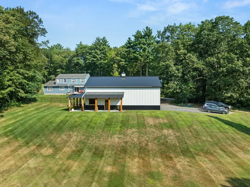 129 Hackett Hill Road Hooksett NH 03106