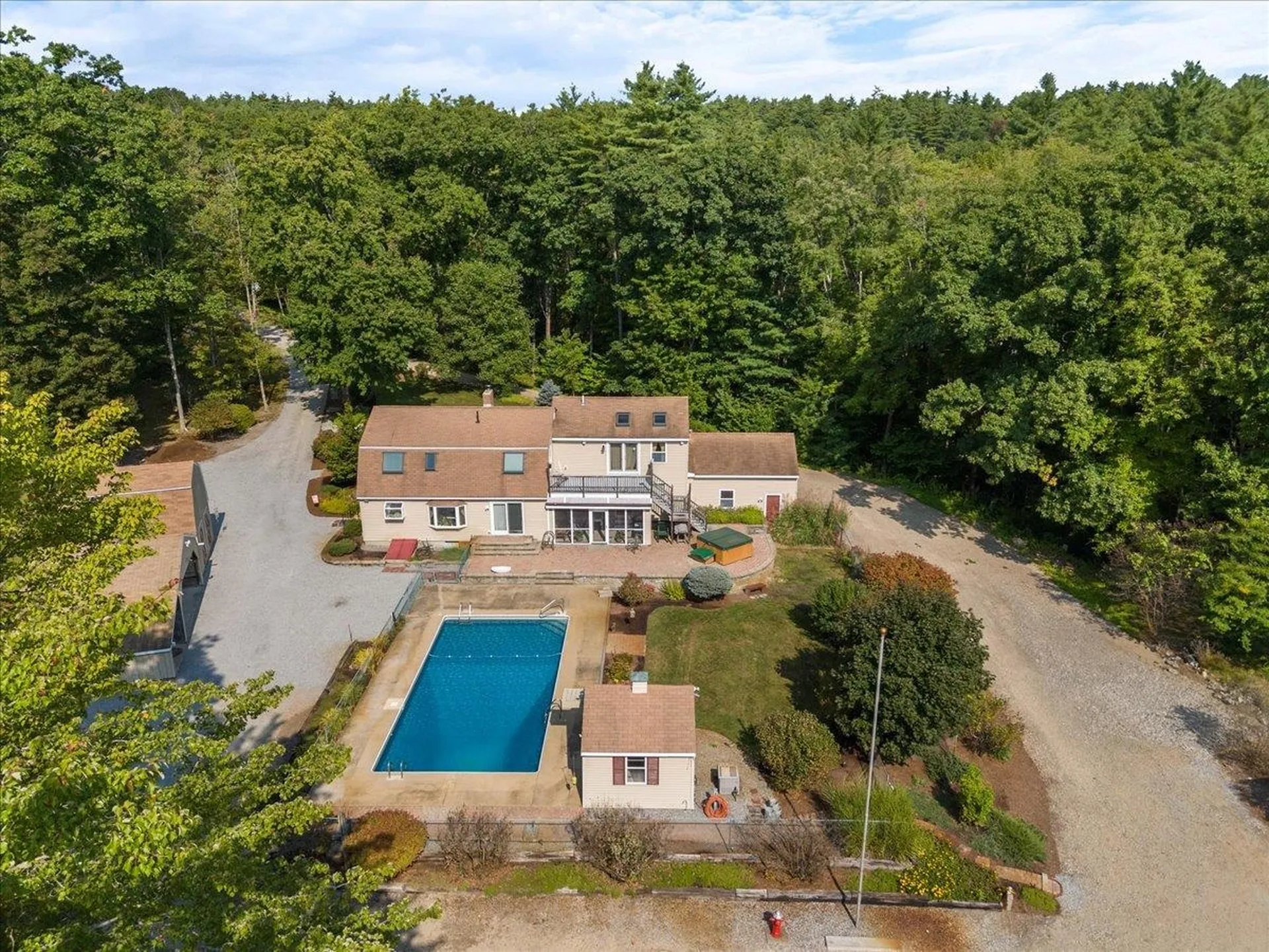 49 Robinson Road Bow NH 03304