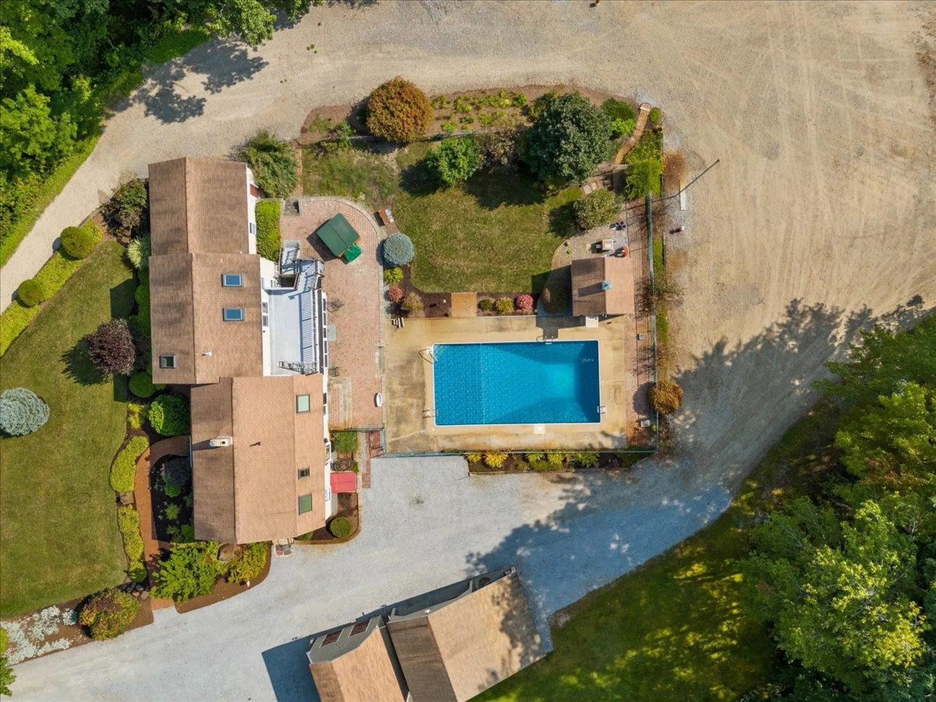 49 Robinson Road Bow NH 03304