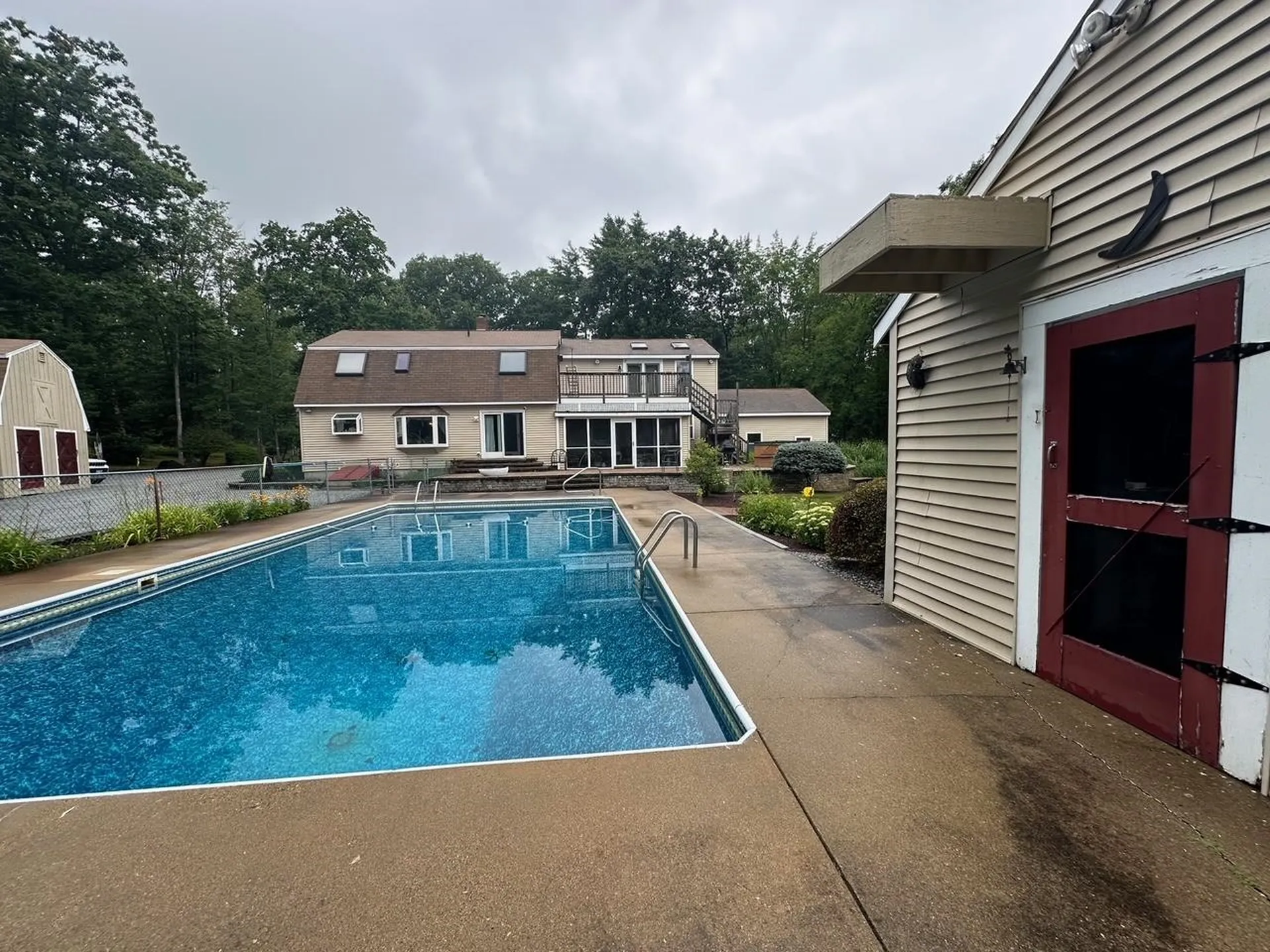 49 Robinson Road Bow NH 03304