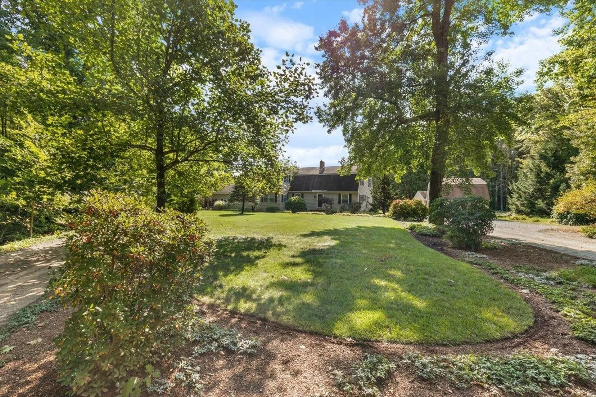 49 Robinson Road Bow NH 03304