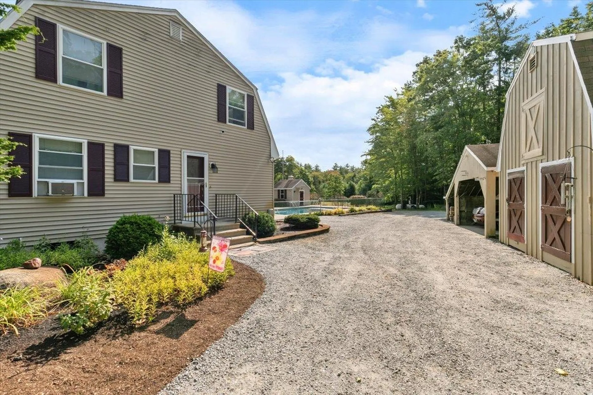 49 Robinson Road Bow NH 03304