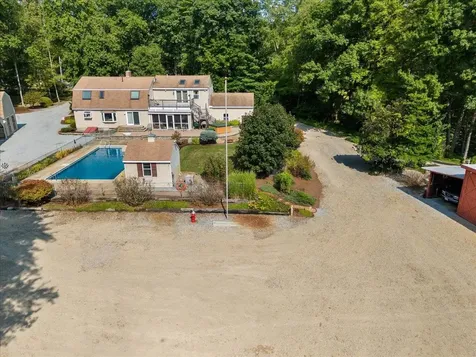 49 Robinson Road Bow NH 03304