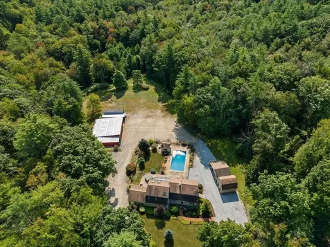 49 Robinson Road Bow NH 03304