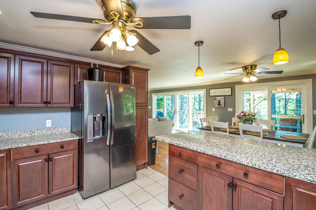 135 S Dorr Way Wakefield NH 03830
