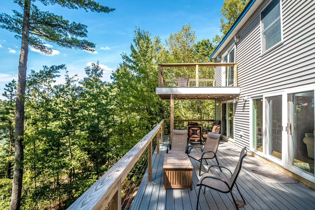 135 S Dorr Way Wakefield NH 03830