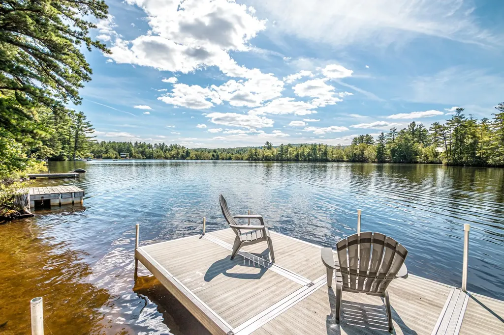 135 S Dorr Way Wakefield NH 03830