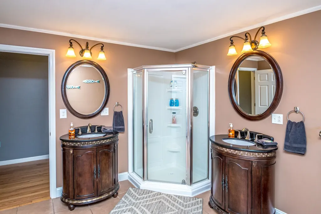 135 S Dorr Way Wakefield NH 03830
