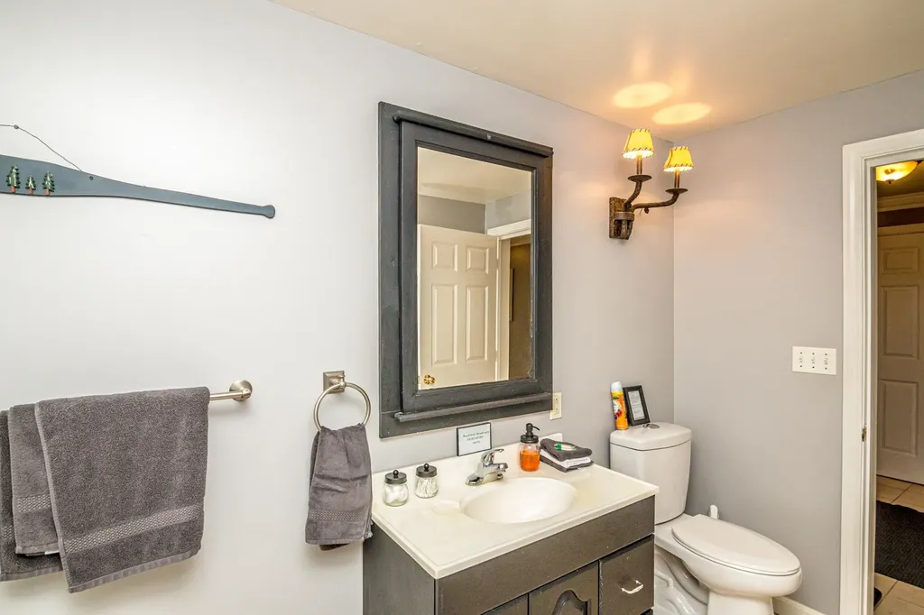 135 S Dorr Way Wakefield NH 03830