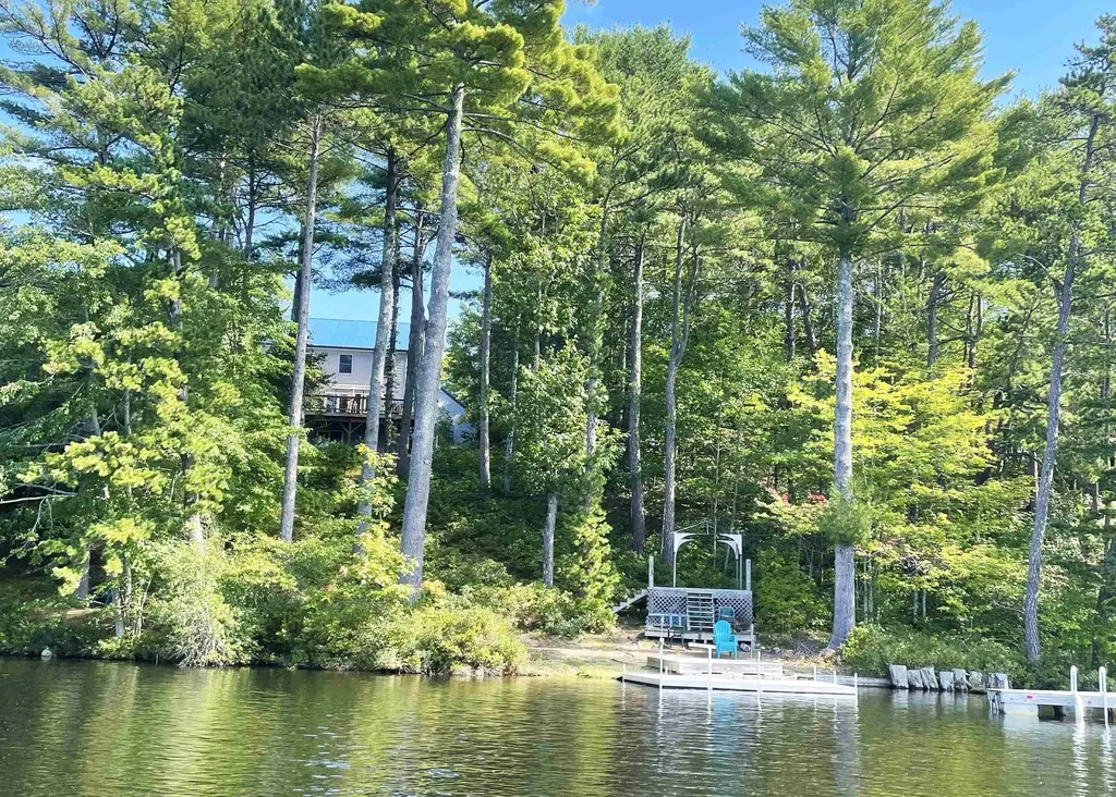 135 S Dorr Way Wakefield NH 03830