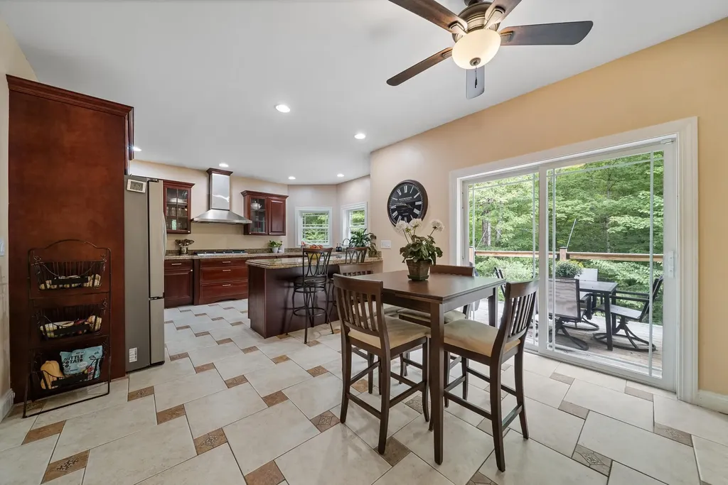 89 Woodhill Road Bow NH 03304