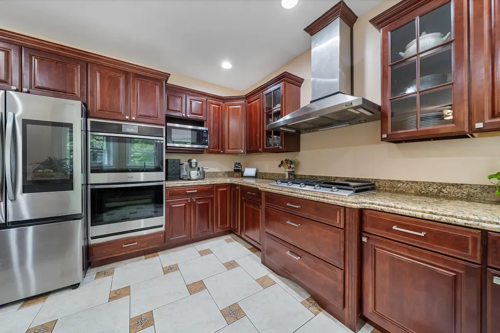 89 Woodhill Road Bow NH 03304