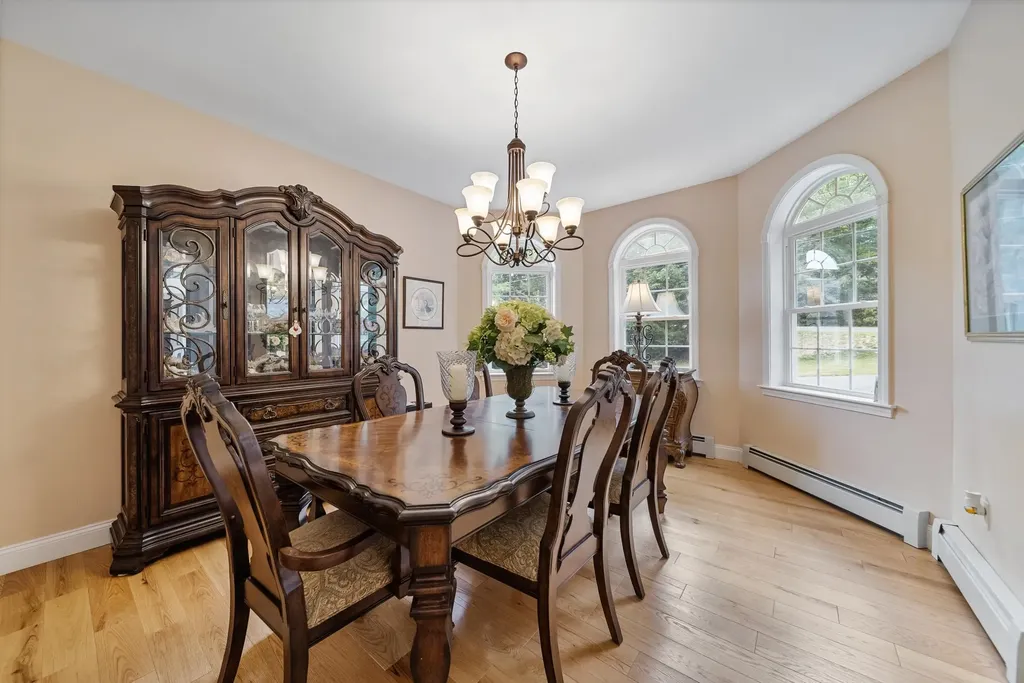 89 Woodhill Road Bow NH 03304