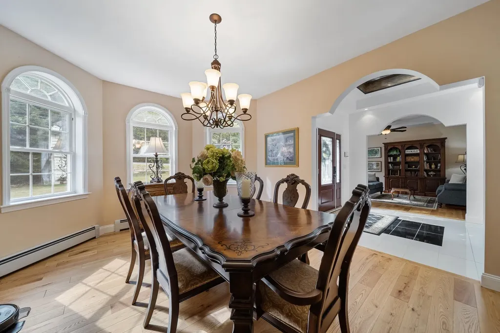 89 Woodhill Road Bow NH 03304