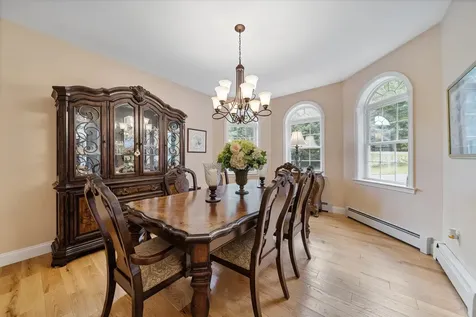 89 Woodhill Road Bow NH 03304