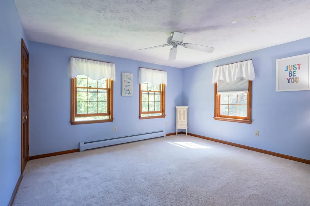 22 Marty Drive Merrimack NH 03054
