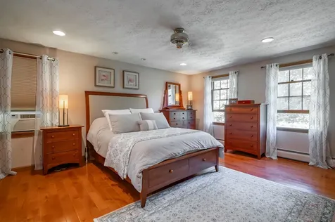 22 Marty Drive Merrimack NH 03054