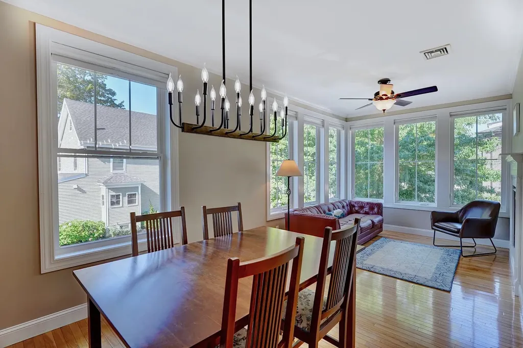 5 Old Parish Way Portsmouth NH 03801