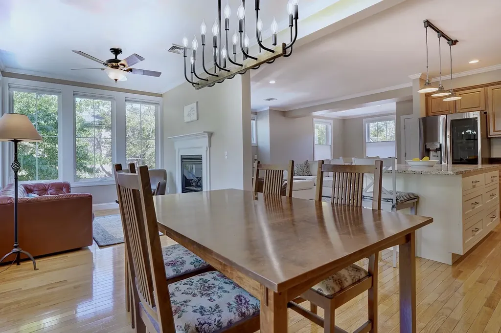 5 Old Parish Way Portsmouth NH 03801