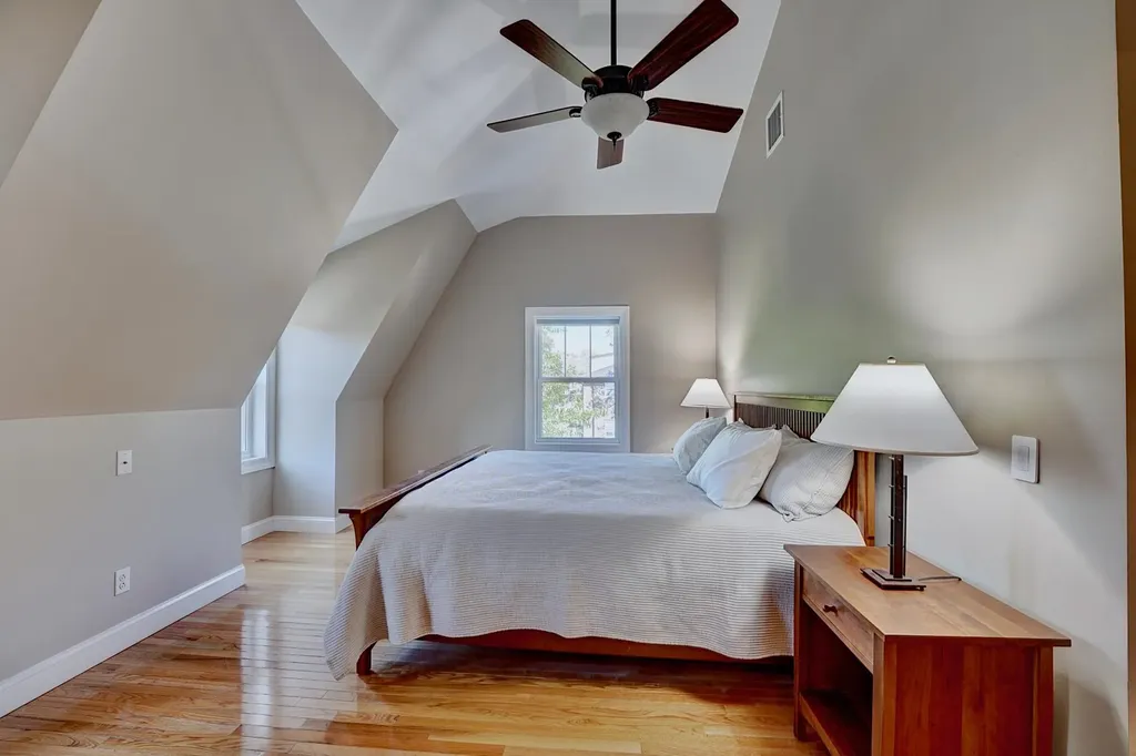 5 Old Parish Way Portsmouth NH 03801