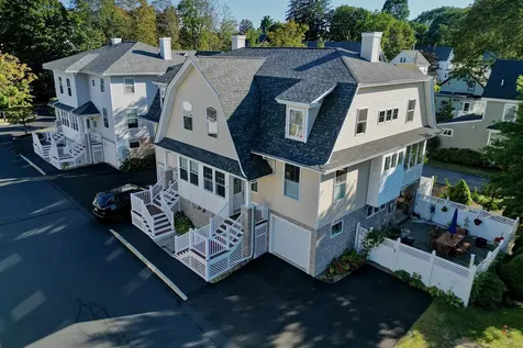 5 Old Parish Way Portsmouth NH 03801