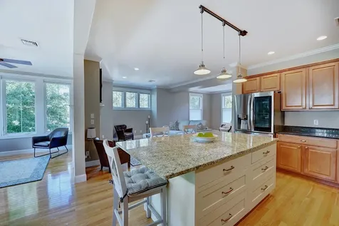 5 Old Parish Way Portsmouth NH 03801