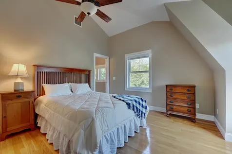 5 Old Parish Way Portsmouth NH 03801