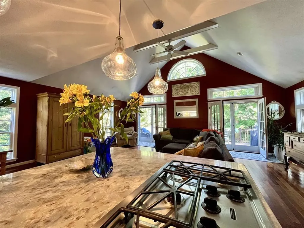 25 Pine Street Rye NH 03870