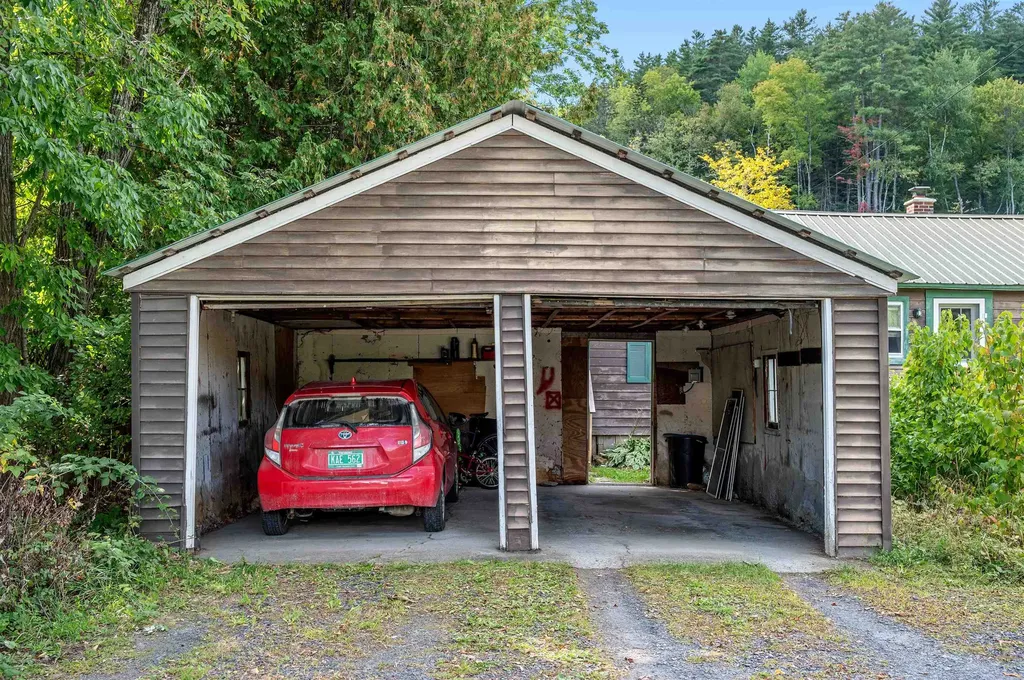 55 Worcester Village Road Worcester VT 05682