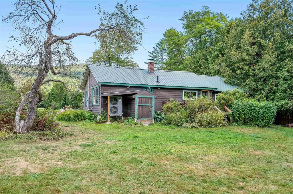 55 Worcester Village Road Worcester VT 05682