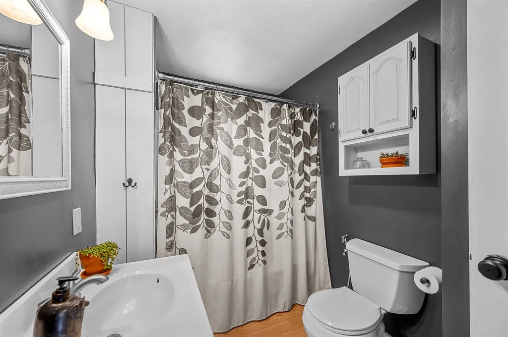 55 Worcester Village Road Worcester VT 05682