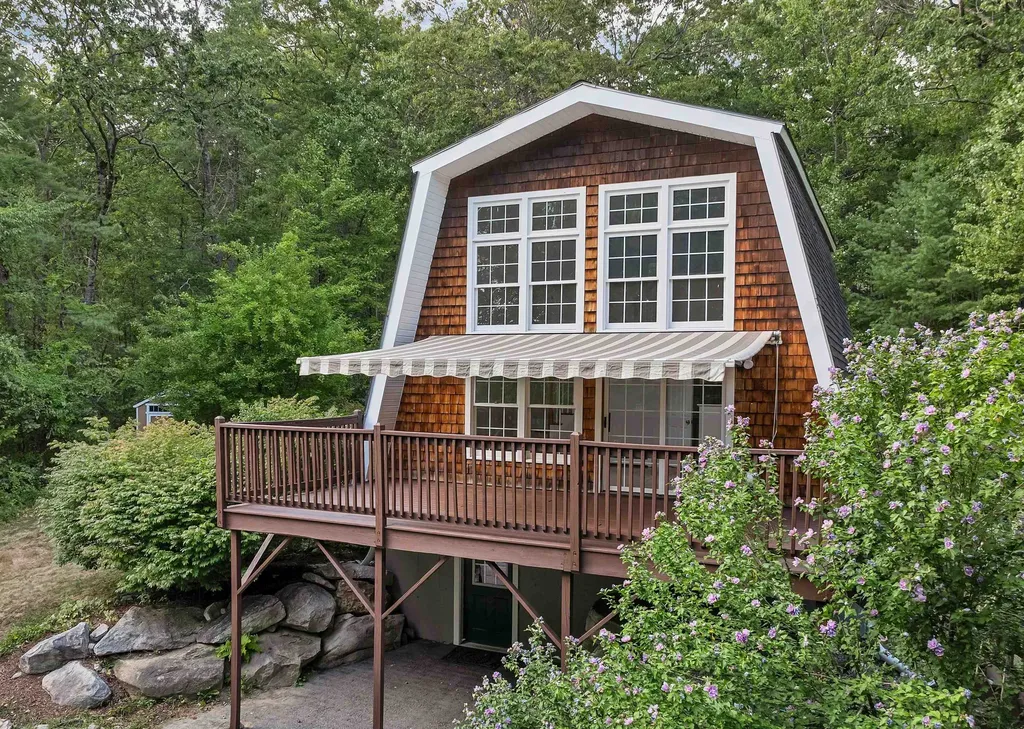 5 Sargent Drive Hooksett NH 03106