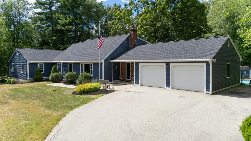 3 Knightland Road Atkinson NH 03811