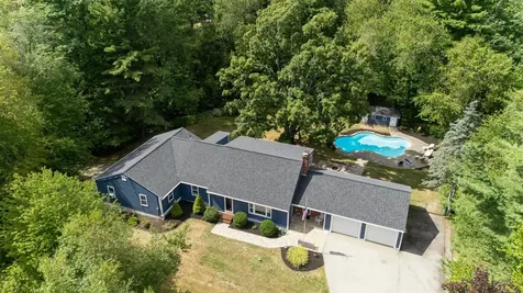 3 Knightland Road Atkinson NH 03811