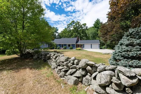 3 Knightland Road Atkinson NH 03811