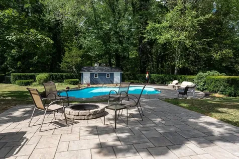 3 Knightland Road Atkinson NH 03811